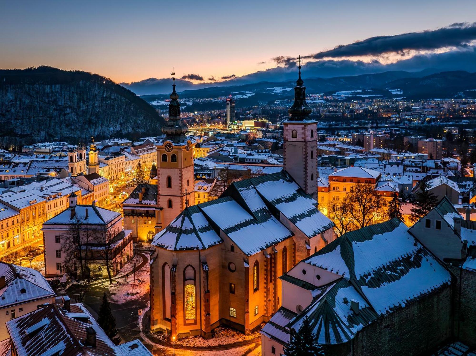 Komfortny Apartman So Zahradou A Sukromnym Parkoviskom-Nonstop Check-In Banská Bystrica Exterior foto